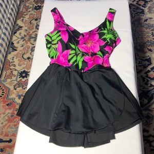 LONGITUDE sz14 Floral Top- Bl.Skater Skirt  NWOT